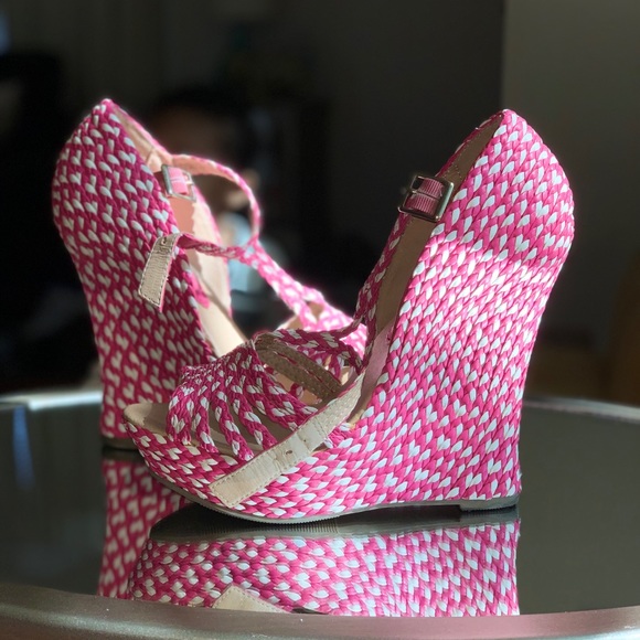 Steve Madden - Picture 1 of 3